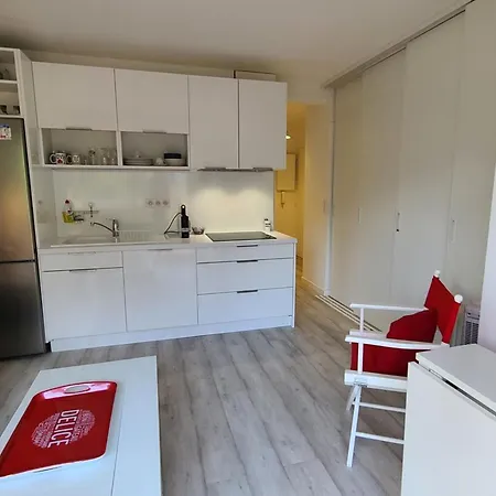 Apartmán Near The 31 M With Balconypool *